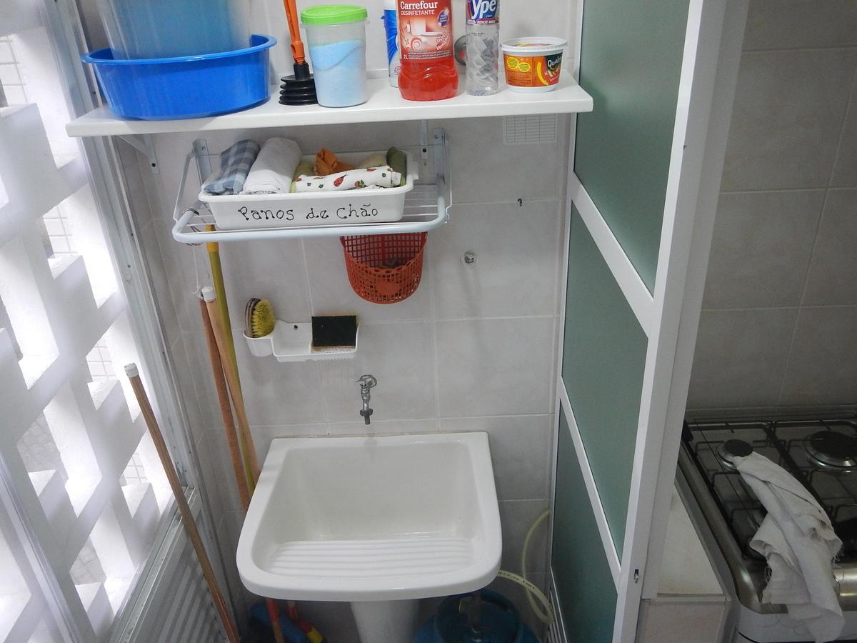 Apto com Ar condicionado a 200 m da praia - atrás do Shopping Enseada Apartamento Guarujá Exterior foto