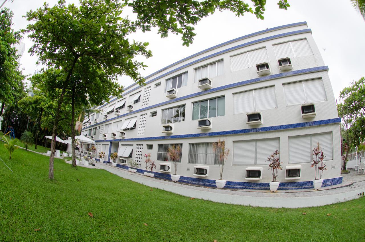 Apto com Ar condicionado a 200 m da praia - atrás do Shopping Enseada Apartamento Guarujá Exterior foto